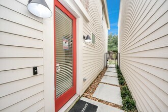 6018 Knox St in Houston, TX - Foto de edificio - Building Photo