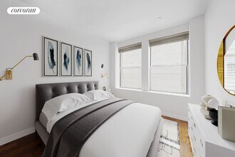 102-104 Fulton St in New York, NY - Building Photo - Building Photo