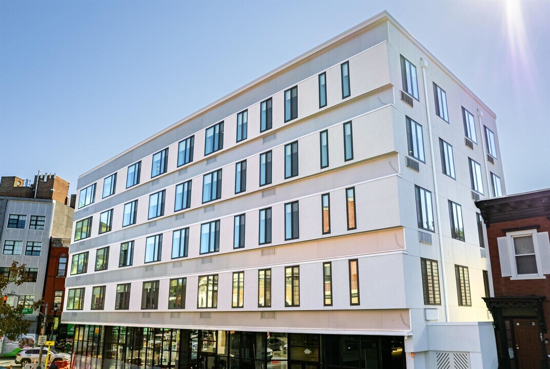 293 Fairmount Ave in Jersey City, NJ - Building Photo
