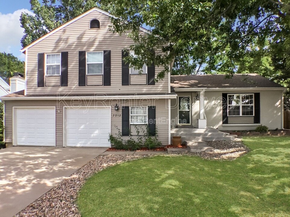 7012 S Eudora St in Centennial, CO - Building Photo
