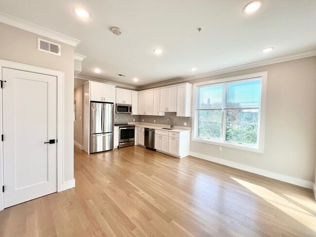 property at 104 Warren St