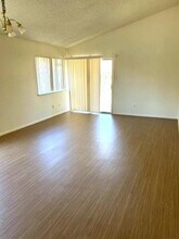 919 Ivy St in Hemet, CA - Building Photo - Building Photo