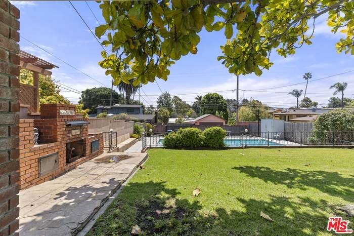 2128 Navy St in Santa Monica, CA - Building Photo