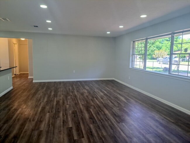 5819 Liberty Dr in Irving, TX - Building Photo - Building Photo