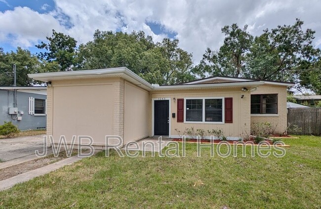 1243 Denaud St in Jacksonville, FL - Building Photo - Building Photo