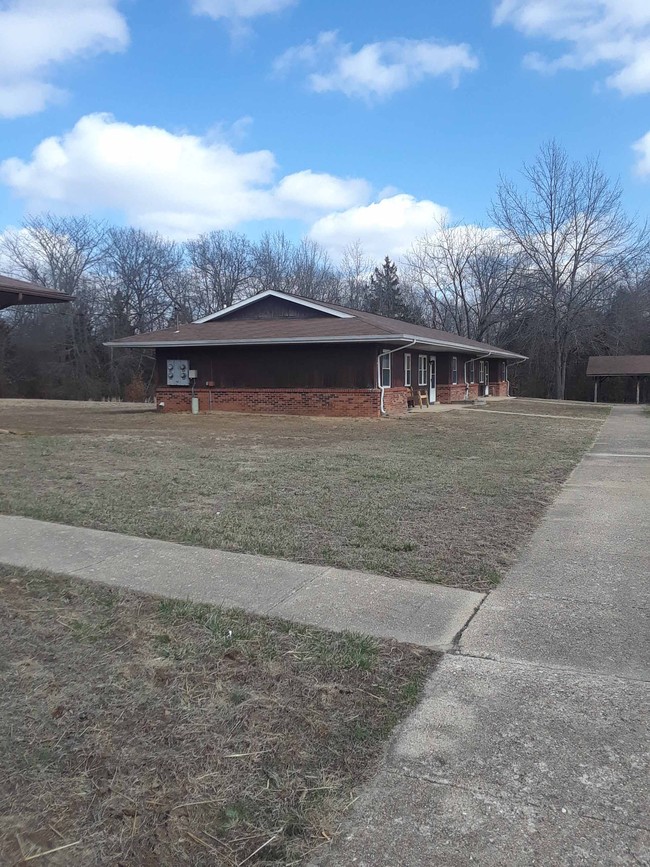 Salem Apartments I in Salem, MO - Building Photo - Building Photo