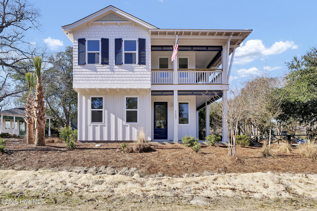 1102 Tree Canopy Wy in Wilmington, NC - Building Photo