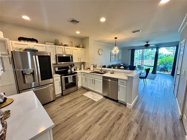 8143 Bellagio Ln in Boynton Beach, FL - Building Photo - Building Photo