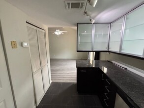 532 E Pensacola St in Tallahassee, FL - Building Photo - Building Photo