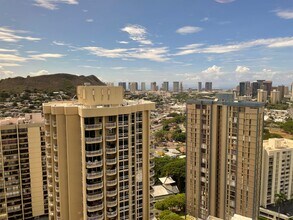 2101 Nuuanu Ave in Honolulu, HI - Building Photo - Building Photo