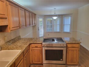 1373 Camden Walk in Decatur, GA - Building Photo - Building Photo