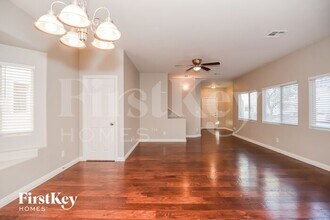 5083 Tunnel Falls Dr in Las Vegas, NV - Building Photo - Building Photo