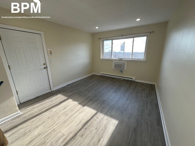 248 Parker Hill Ave, Unit 13 in Boston, MA - Building Photo