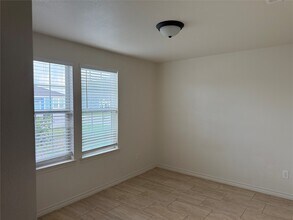 2724 Avenue D in San Leon, TX - Building Photo - Building Photo