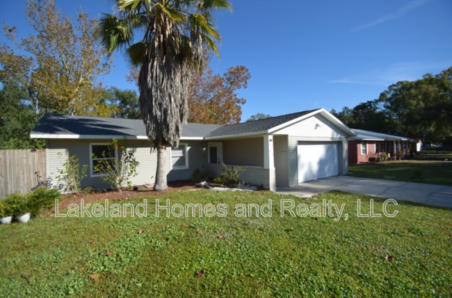 2762 Gale Rose Dr in Lakeland, FL - Building Photo - Building Photo