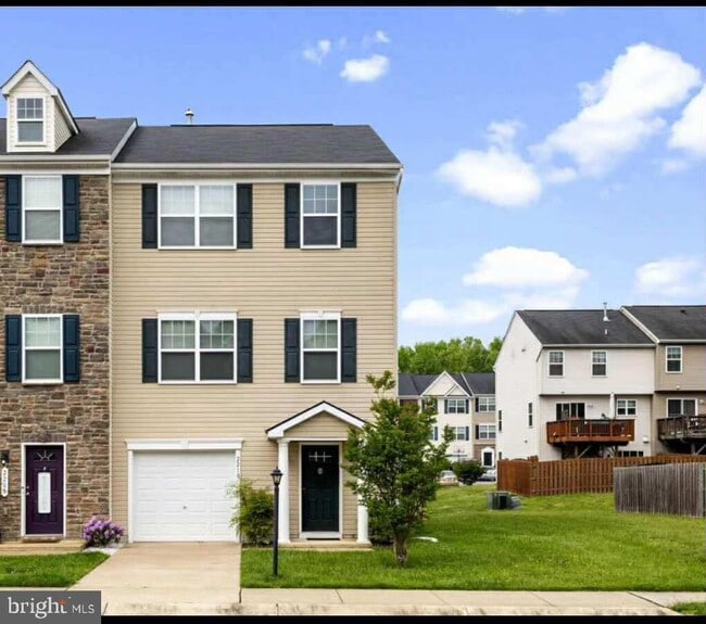 property at 2210 Mallard Landing Dr