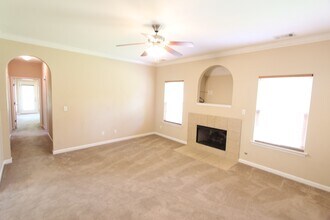 222 Oxmoor Pl in Birmingham, AL - Building Photo - Building Photo