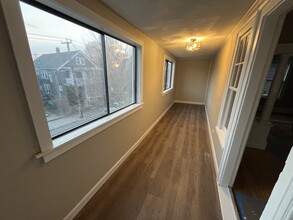 28 Emerald St, Unit #2 in Medford, MA - Building Photo - Building Photo