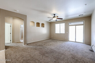 28016 N Sedona Way in Queen Creek, AZ - Building Photo - Building Photo