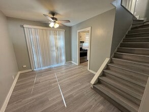 610 Grover St in Warrensburg, MO - Building Photo - Building Photo