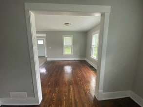 4216 Larimore Ave in Omaha, NE - Building Photo - Building Photo