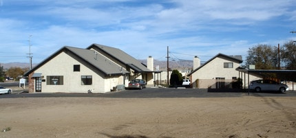 18275 Bear Valley Outer Hwy in Hesperia, CA - Building Photo - Building Photo