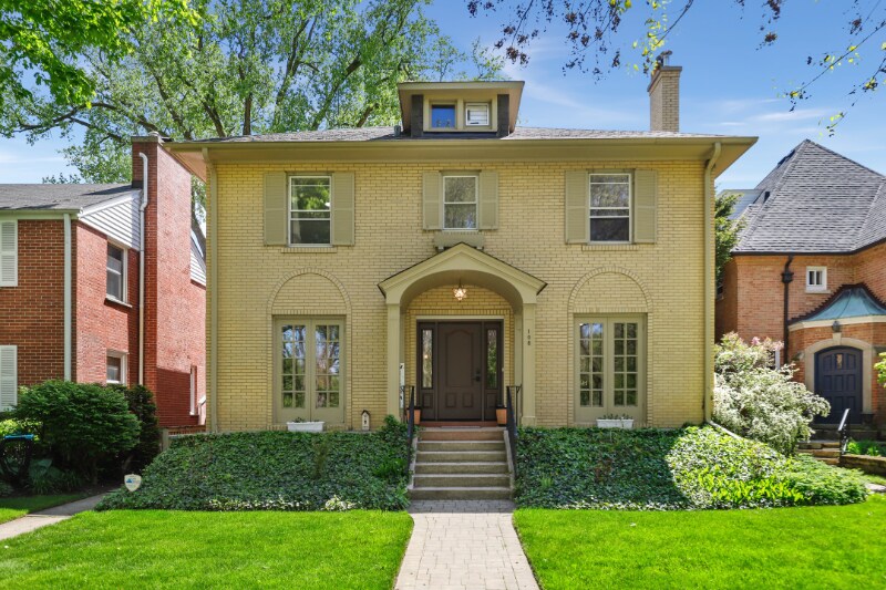 108 Girard Ave in Wilmette, IL - Building Photo