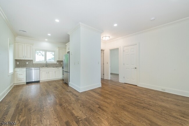 95 Bloomfield Ave in Caldwell, NJ - Building Photo - Building Photo