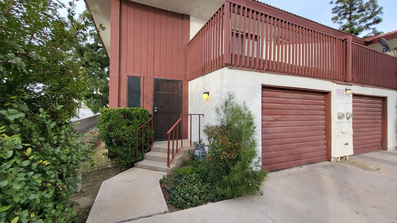 2626 Cleo Ct in Bakersfield, CA - Building Photo
