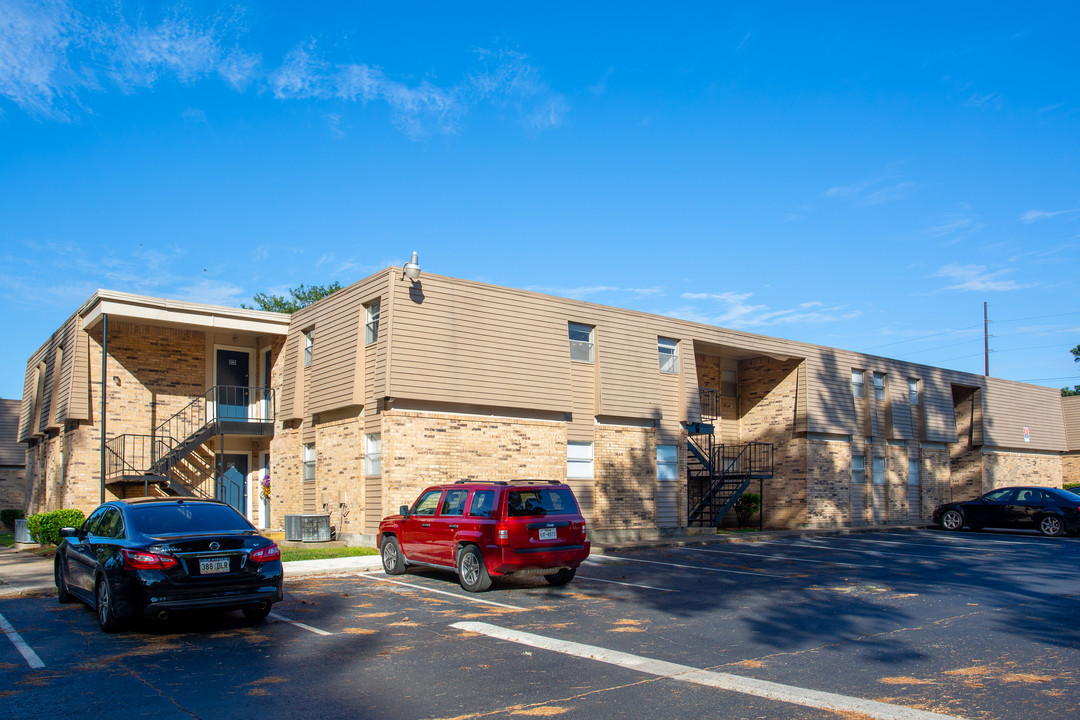 Fox Trail Apartments in Shreveport, LA - Foto de edificio