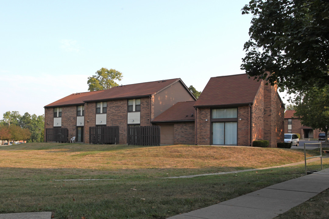 Windsong in Crestwood, KY - Foto de edificio