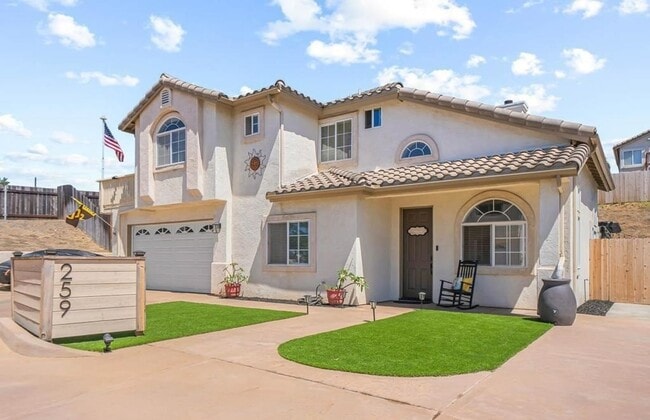 property at 259 Vista Del Mar Ct