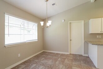 20117 Dawn Mist Dr in Humble, TX - Building Photo - Building Photo