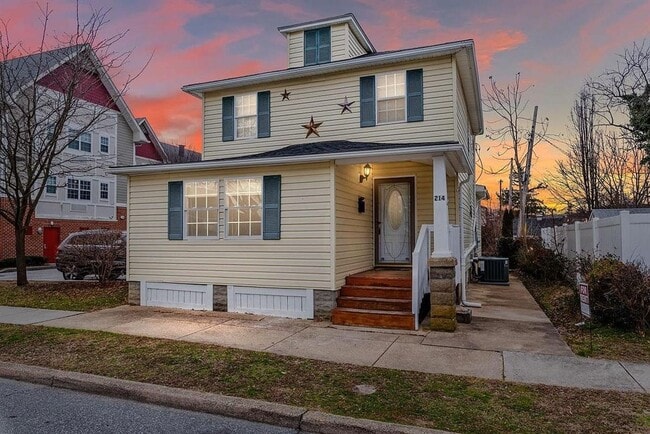 property at 214 N Stokes St