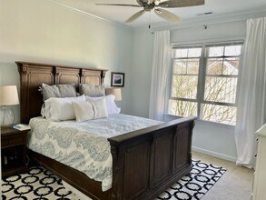 1006 Highgrove Dr in Chapel Hill, NC - Building Photo - Building Photo