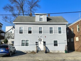 1295 Main St, Unit Unit 2B in West Warwick, RI - Building Photo
