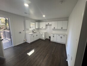 2412 Forrest Park Rd SE in Atlanta, GA - Building Photo - Building Photo