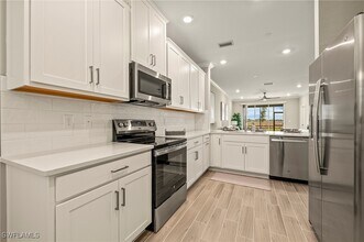 11821 Venetian Lagoon Dr in Ft. Myers, FL - Building Photo - Building Photo