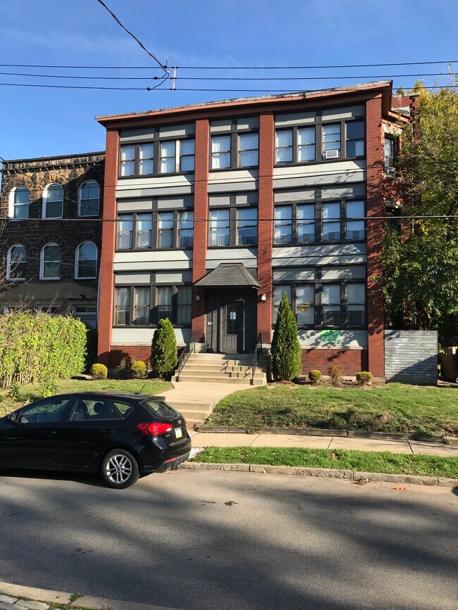 6723 McPherson Blvd Rentals in Pittsburgh, PA