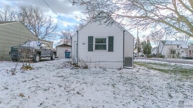 3487 Rhode Island Ave in Niagara Falls, NY - Building Photo - Building Photo