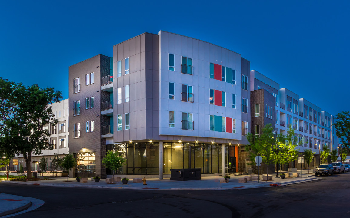 Mariposa Apartments in Denver, CO - Building Photo