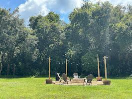 14035 W River Rd in Inglis, FL - Building Photo - Building Photo