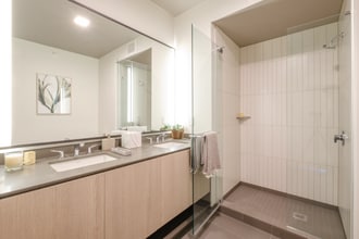 112 E Roosevelt Rd in Chicago, IL - Building Photo - Building Photo