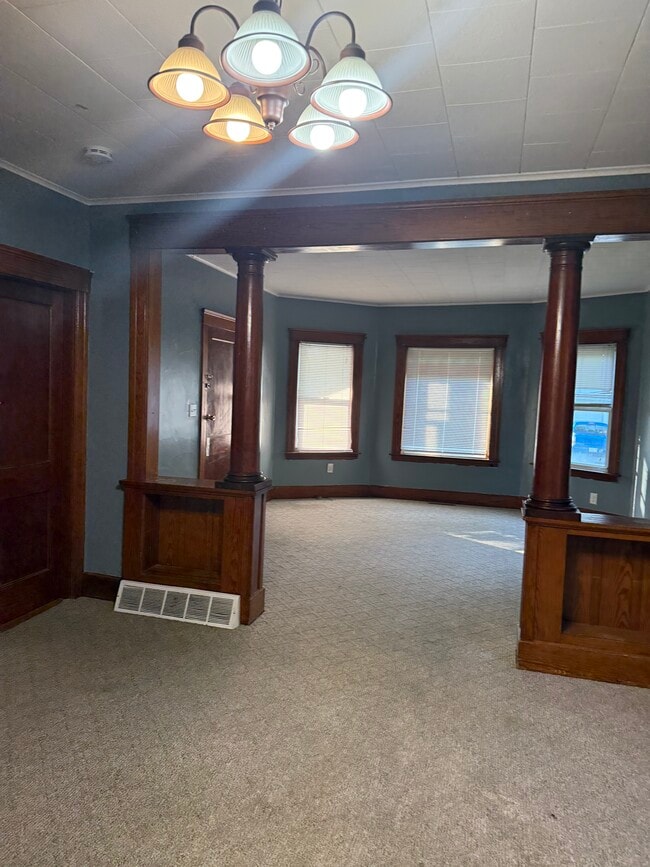 41 Elm St, Unit 2