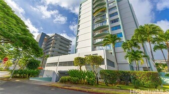 710 Lunalilo St in Honolulu, HI - Building Photo
