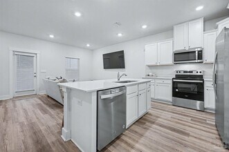 2946 Overcup St in Pensacola, FL - Building Photo - Building Photo