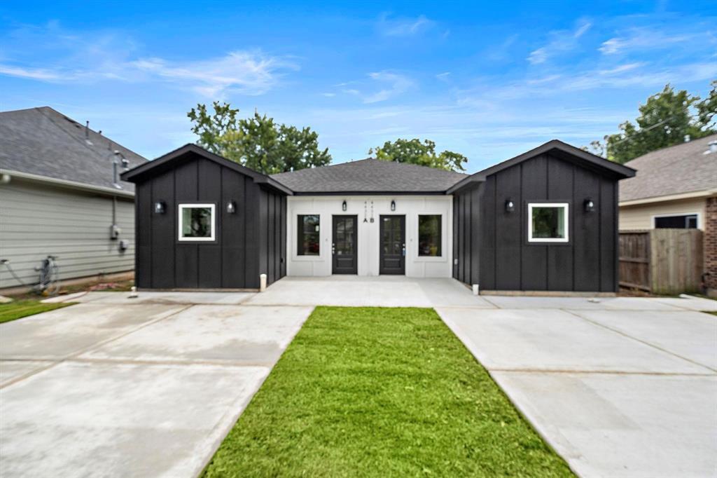 8402 Double-Unit -B in Houston, TX - Foto de edificio