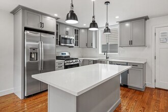 9 Marsh St in Quincy, MA - Building Photo - Building Photo