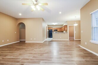 7104 Eagles Landing in Oklahoma City, OK - Foto de edificio - Building Photo