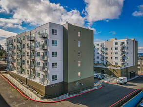 Heights by Vintage 55+ Active Senior Living in Seatac, WA - Building Photo - Building Photo